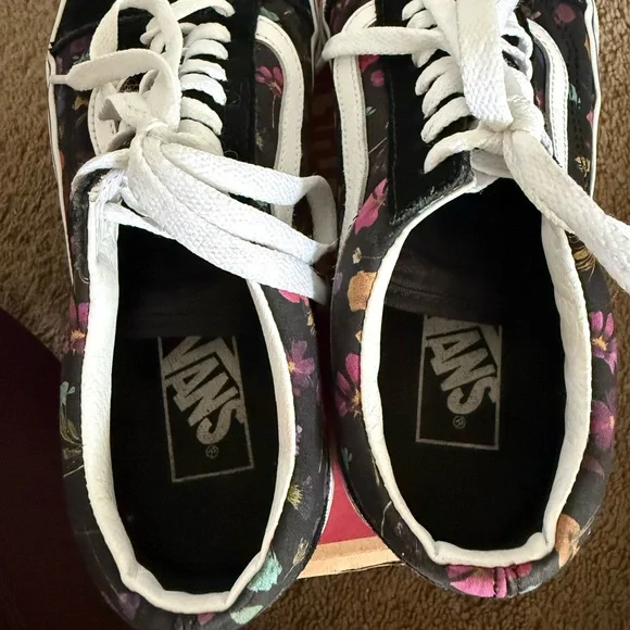 Vans Black Floral Old Skool Sneakers Size 8 - Picture 9 of 11